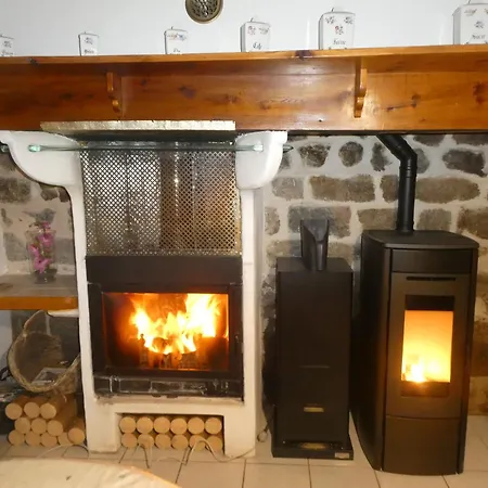 Holiday home Ancienne Ferme Renovee, Cadre Paisible, Proche Lyon Et St-etienne, Ideale Famille Et Teletravail - Fr-1-582-328 *